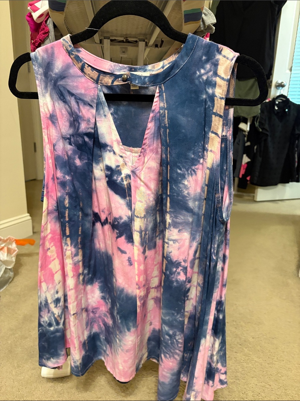 Bungee Tie-Dye V-Neck Swing Tank Top - Pink & Navy